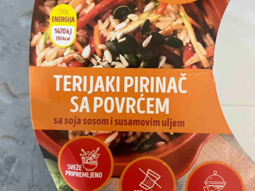 Terijaki pirinac sa povrcem von vlaja | Hochgeladen von: vlaja