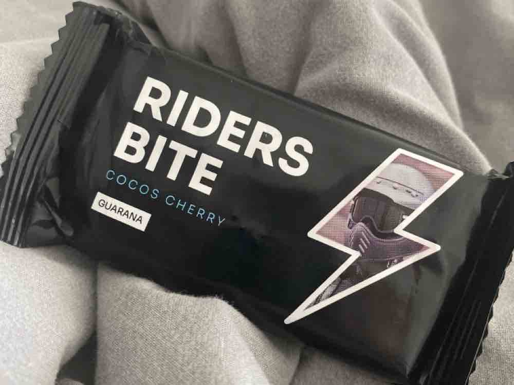 Riders Bite, Cocos Cherry von CodieBrodie | Hochgeladen von: CodieBrodie