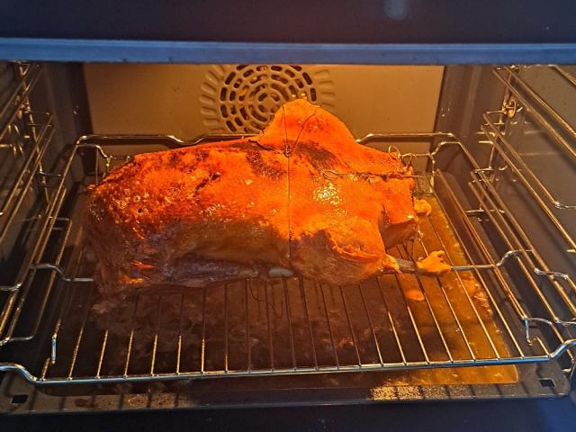 Hochgeladen von: JRehberg