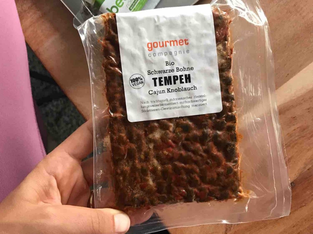 tempeh (schwarze Bohnen Cajun Knoblauch), vegan von Selinavoelk | Hochgeladen von: Selinavoelk