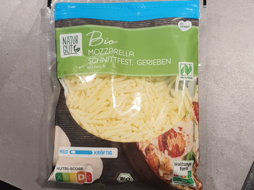 Hochgeladen von: Felinae