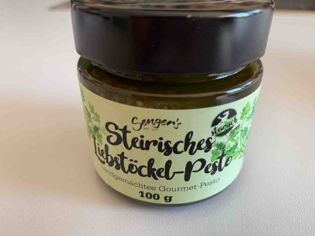 Steirisches Liebstöckel-Pesto von sandrabrueck588 | Hochgeladen von: sandrabrueck588