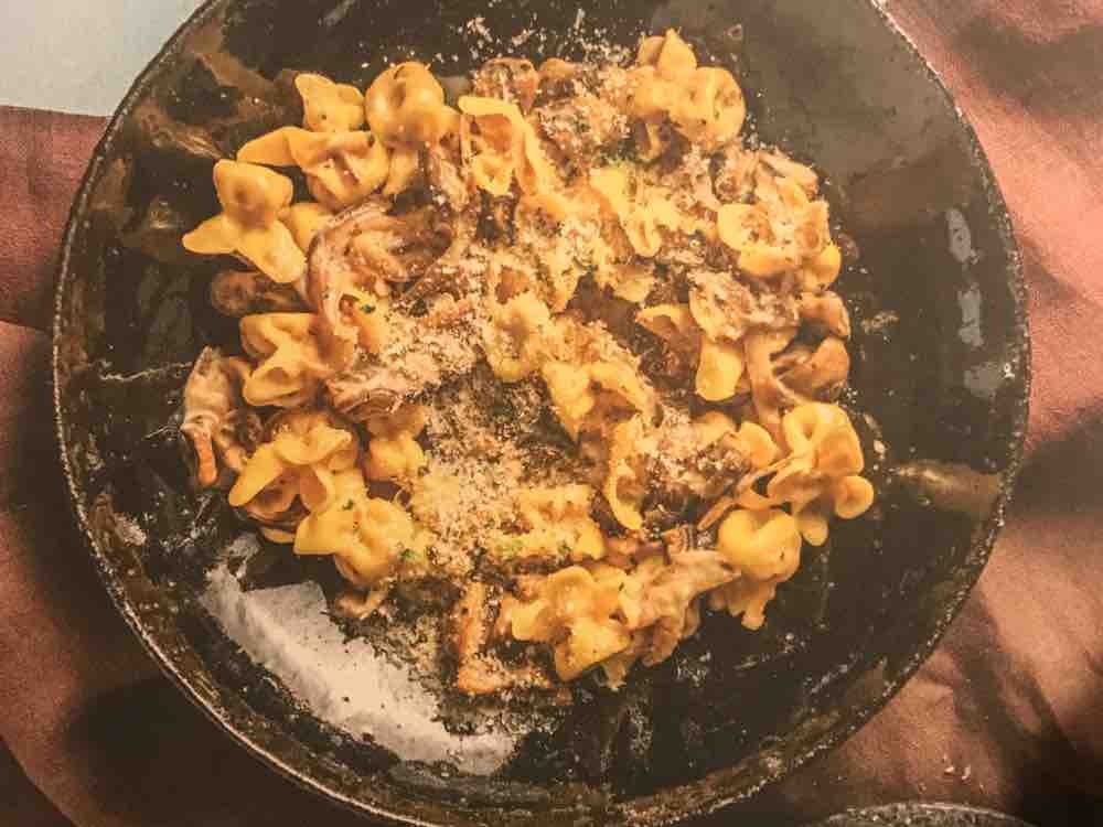 HelloFresh, Fiorelli! Pastataschen mit Pilzfüllung, in cremiger ...