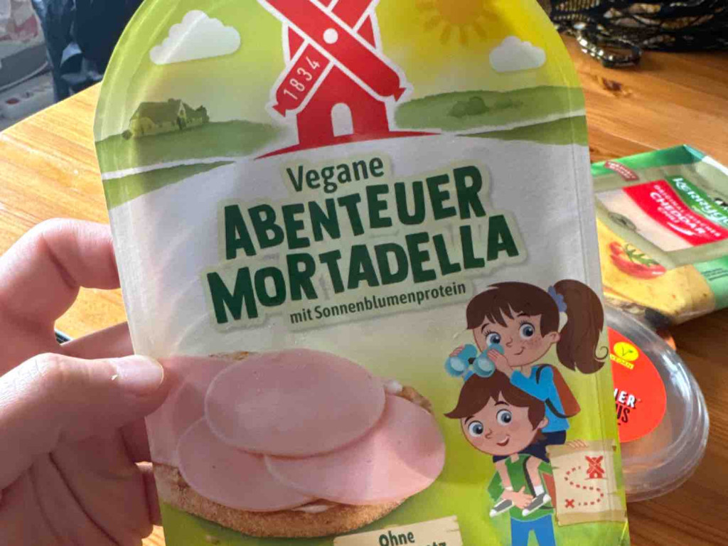 Vegane Abenteuer Mortadella by patmatxdd | Hochgeladen von: patmatxdd