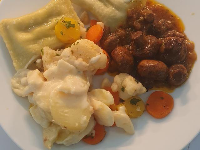 Hochgeladen von: ffwd285