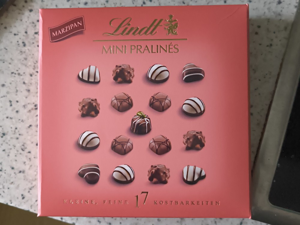 Mini Pralinés, Marzipan von patrickkumanovi786 | Hochgeladen von: patrickkumanovi786