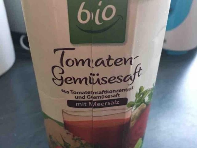 Tomaten-Gemüsesaft, mit Meersalz von tbuhrmester651 | Hochgeladen von: tbuhrmester651