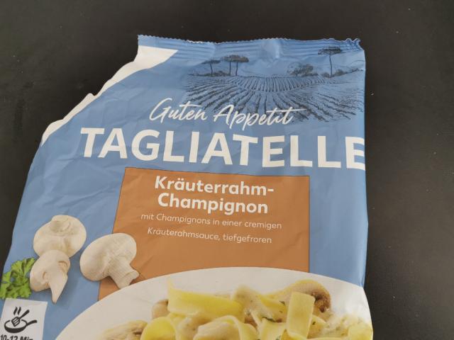 Tagliatelle Kräuterrahm-Champignon by J4ynik | Uploaded by: J4ynik