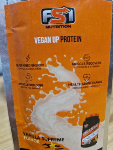 VEGAN UP PROTEIN, Wasser von biggioppelt493 | Hochgeladen von: biggioppelt493