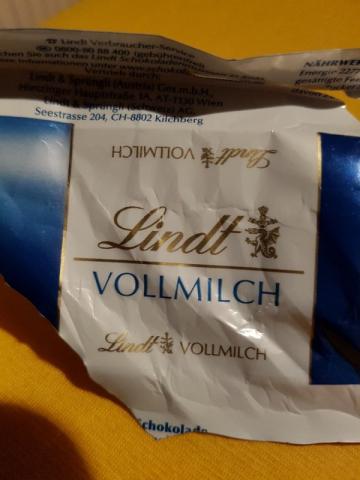Lindt Vollmilch, mit Alpenmilch von Silke Brsch | Hochgeladen von: Silke Brsch
