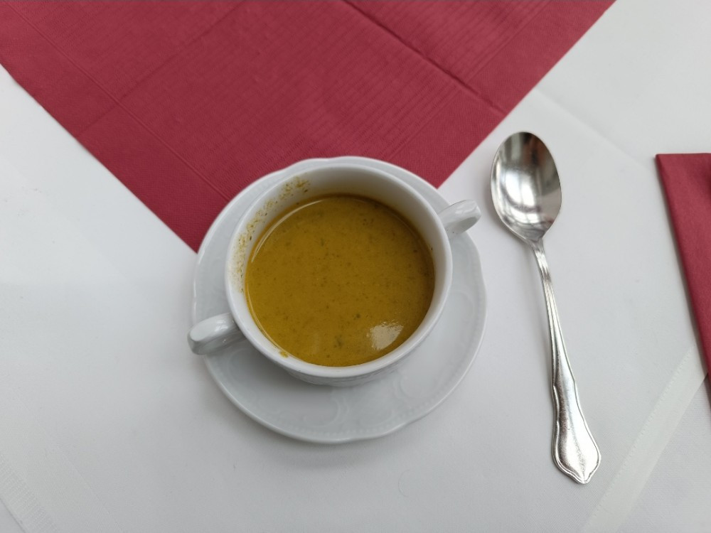 Hochgeladen von: Stella Steinbrenner