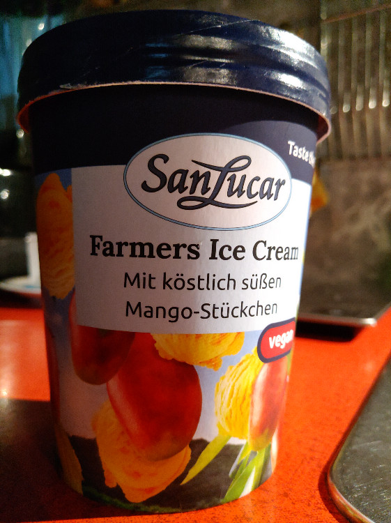 Farmers Ice Cream, Mit köstlich süßen Mango-Stückchen von Lichtk | Hochgeladen von: Lichtkrieger