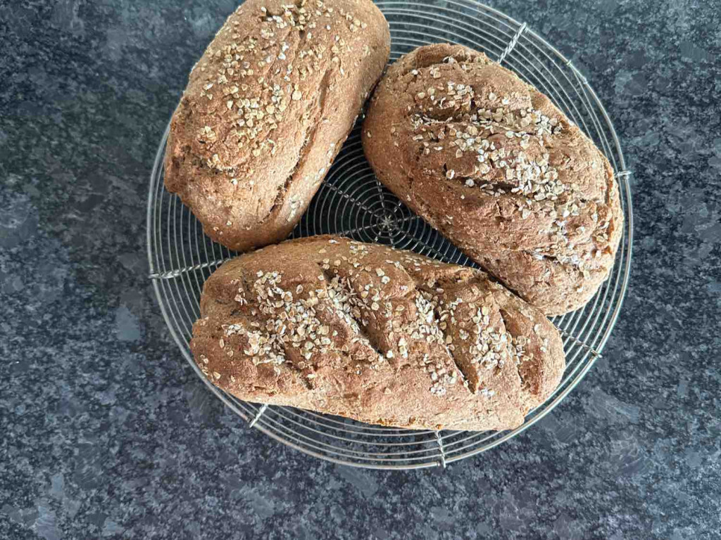 Vollkornbrot, mit Haferflocken 100 von Gertrud54 | Hochgeladen von: Gertrud54