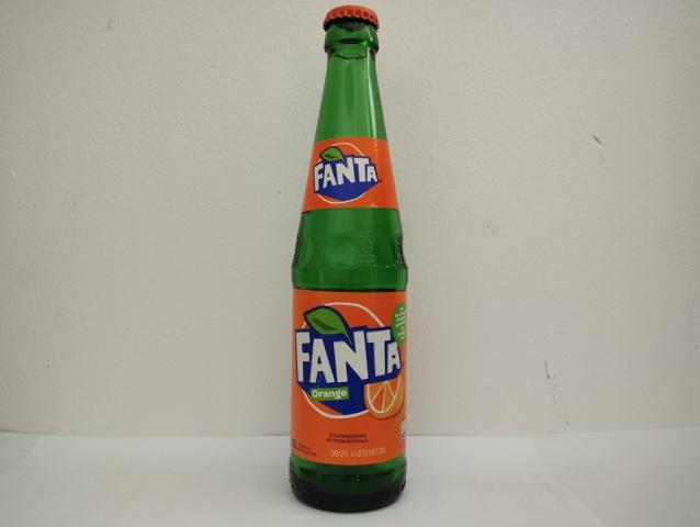 Fanta Orange, Mit fruchtigem Orangengeschmack | Hochgeladen von: micha66/Akens-Flaschenking