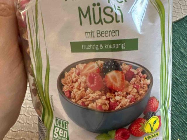 knuspern Müsli, mit Beeren von JGimpl | Hochgeladen von: JGimpl