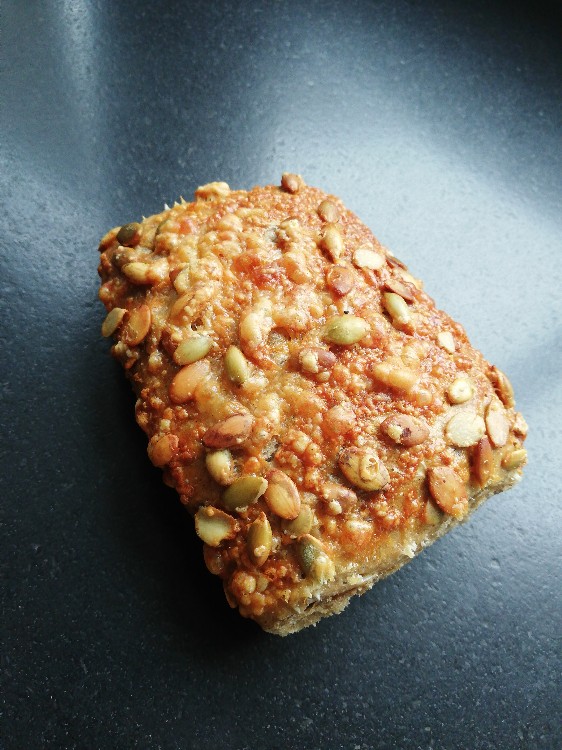 Der Beck, Kürbiskernbrötchen mit Käse Kalorien - Brot - Fddb