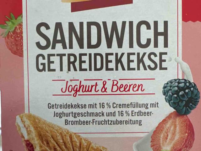 Sandwich Getreidekekse, Joghurt und Beeren by Ildar0405 | Uploaded by: Ildar0405