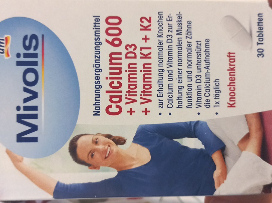 Calcium 600 + Vitamin D3 + Vitamin K1+K2 von Caja B | Hochgeladen von: Caja B Calcium 600 + Vitamin D3 + Vitamin K1+K2 von Caja B | Hochgeladen von: Caja B