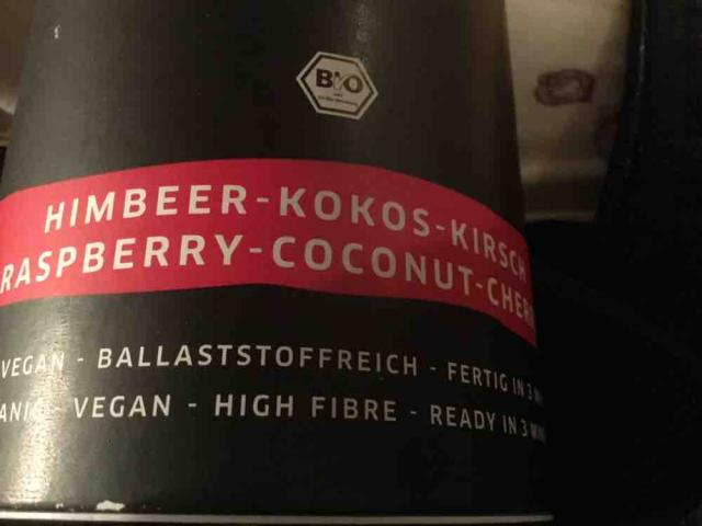 Noats, Himbeer-Kokos-Kirsch Porridge von ReDegBer | Hochgeladen von: ReDegBer