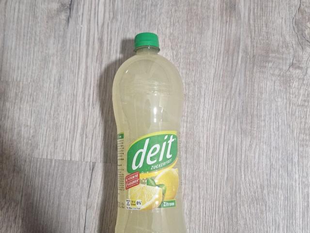 Hochgeladen von: ElenFlow