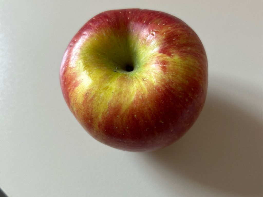Apfel Rot von Marina010479 | Hochgeladen von: Marina010479 Apfel Rot von Marina010479 | Hochgeladen von: Marina010479