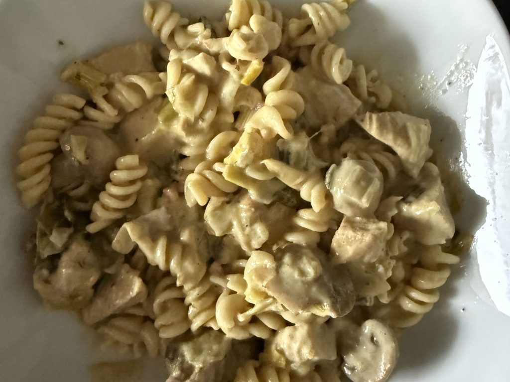 Hochgeladen von: captainkaracho82