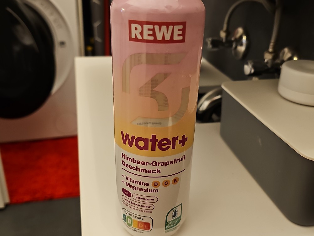 Rewe Water+, Himbeere Grapefruit von klein.vieh | Hochgeladen von: klein.vieh