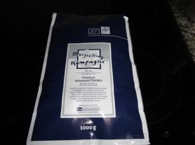 Tee, schwarz | Hochgeladen von: reg. Tee, schwarz | Hochgeladen von: reg.