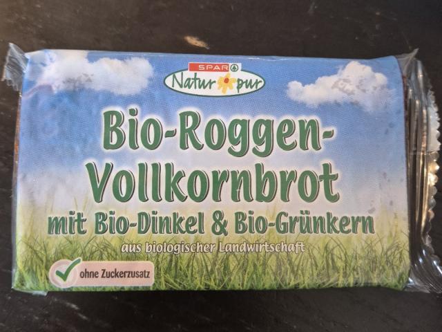 Bio-Roggen-Vollkornbrot, mit Bio-Dinkel & Bio-Grünkern by Gennad | Uploaded by: Gennadiy