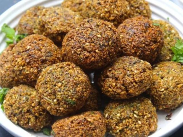 Hochgeladen von: AYXQ