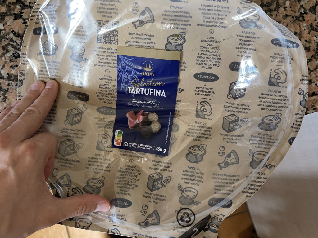 Hochgeladen von: mattilevesque