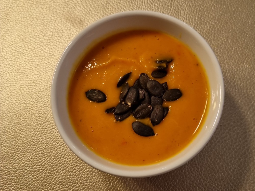 Kürbis-Orangen-Suppe von Hasenmom | Hochgeladen von: Hasenmom