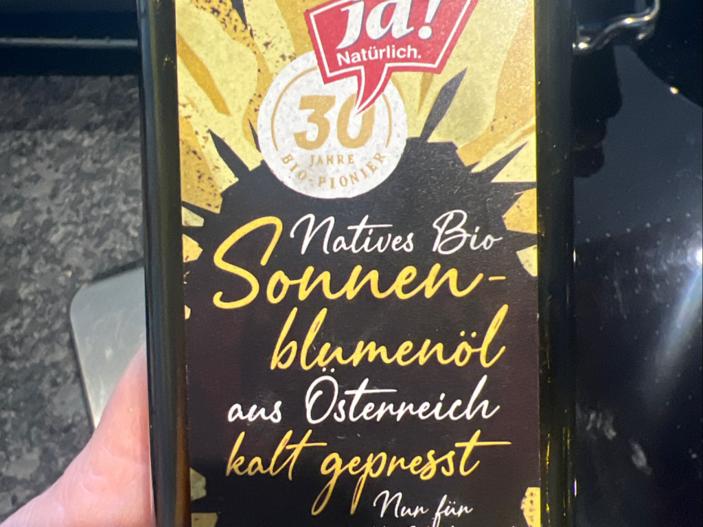 Sonnenblumenöl, kalt gepresst von MrsGuess | Hochgeladen von: MrsGuess Sonnenblumenöl, kalt gepresst von MrsGuess | Hochgeladen von: MrsGuess