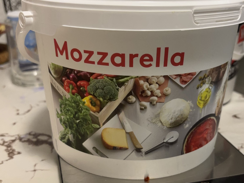 Hochgeladen von: Merwanooo