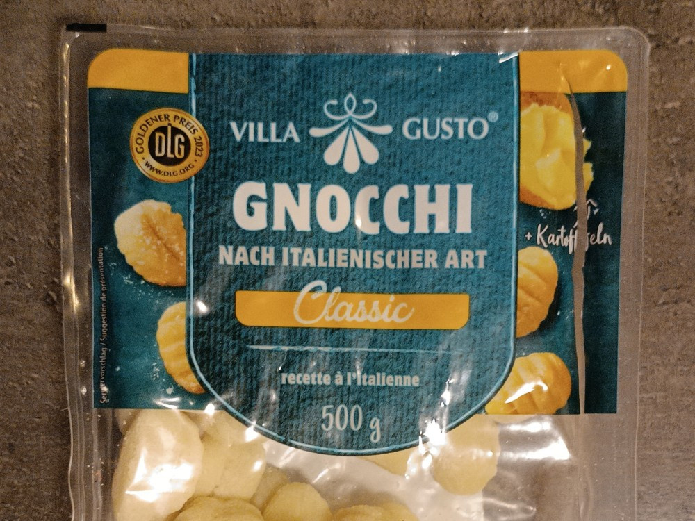 Uploaded by: GustavGanz Uploaded by: GustavGanz