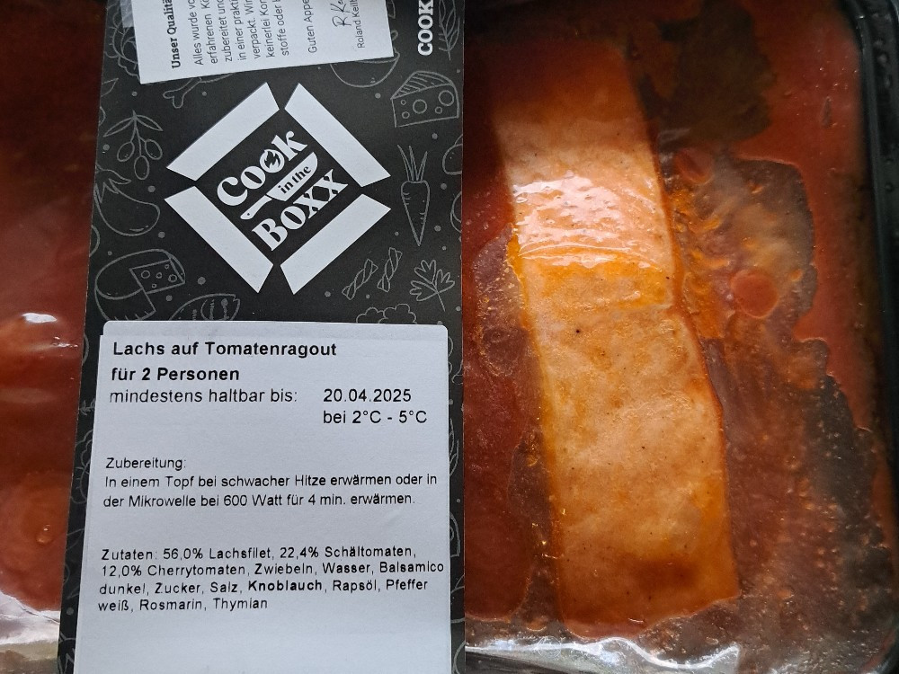 Lachs auf Tomatenragout von VoigtMaus | Hochgeladen von: VoigtMaus Lachs auf Tomatenragout von VoigtMaus | Hochgeladen von: VoigtMaus