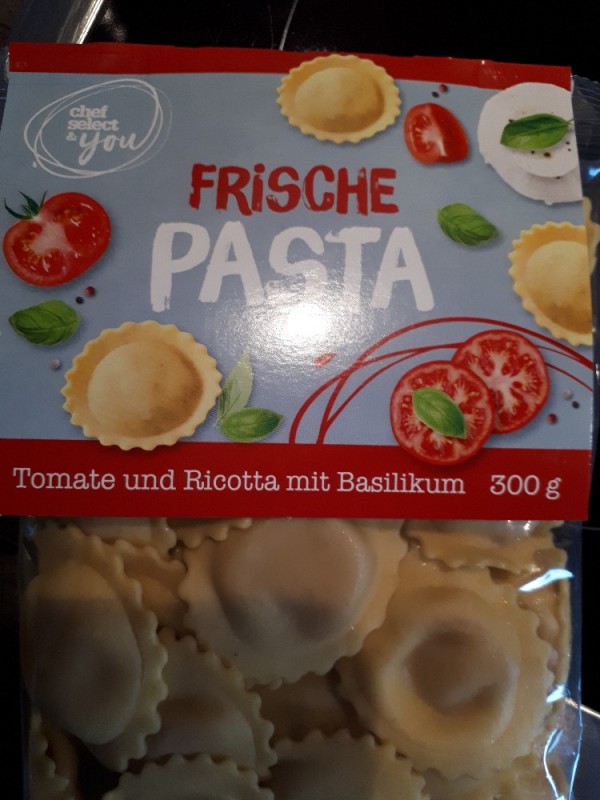 Frische Pasta Tomate, Ricotta, Basilikum von egausser115 | Hochgeladen von: egausser115