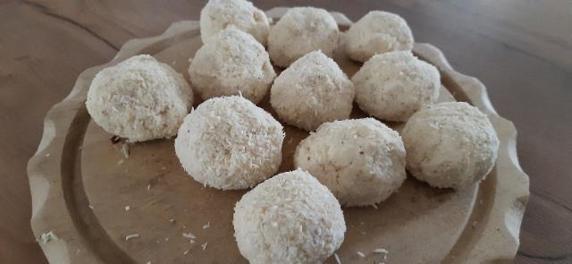 Raffaello Low Carb, mit Eiweißpulver von Marianndl | Hochgeladen von: Marianndl