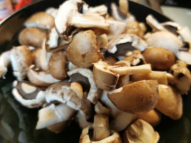 Champignons by cannabold | Uploaded by: cannabold