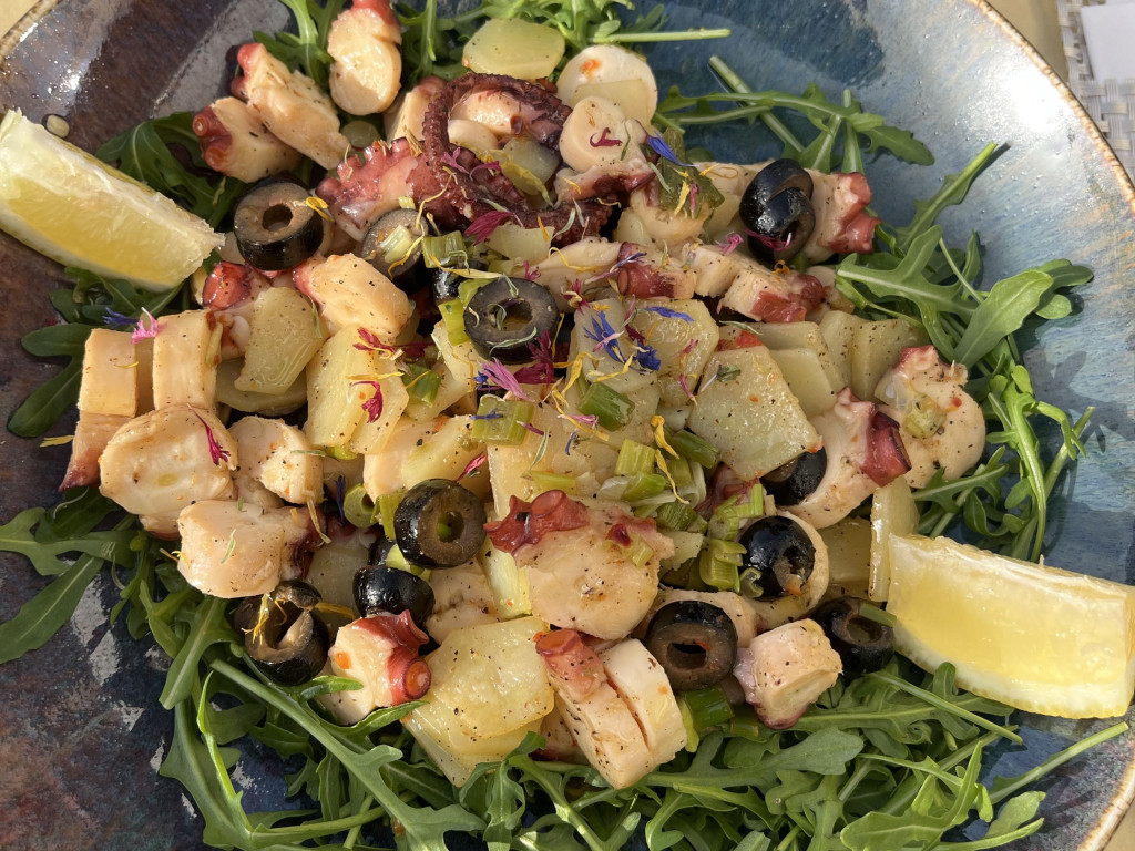 Hochgeladen von: marciano