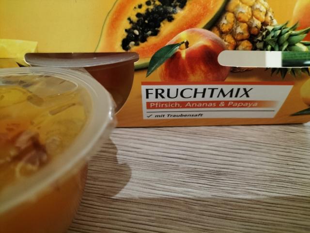 FRUCHTMIX, Pfirsich, Ananas & Papaya von FerdinandAlexander | Hochgeladen von: FerdinandAlexander