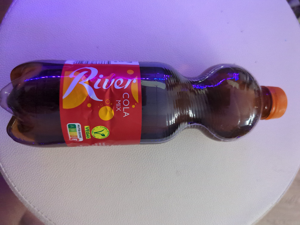 River Cola Mic von KimSchittek | Hochgeladen von: KimSchittek