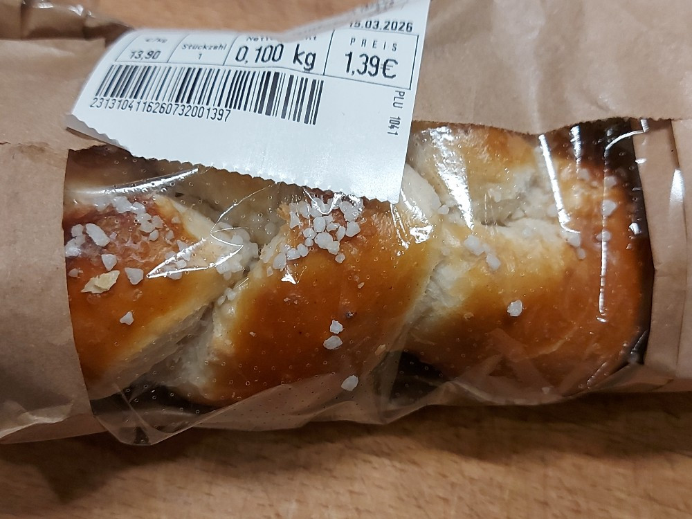 Hochgeladen von: heyitslinda