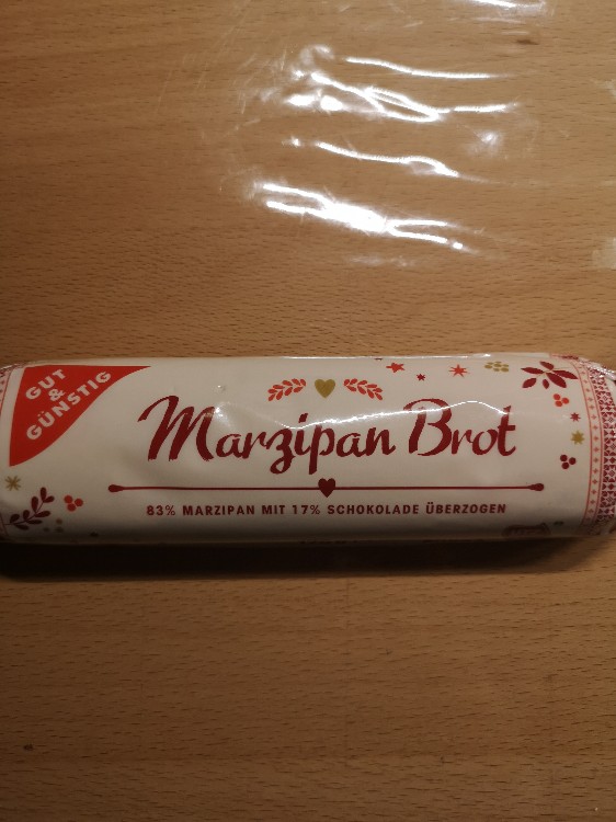Marzipan Brot, 83% Marzipan mit 17% Schokolade überzogen von sus | Hochgeladen von: susu90
