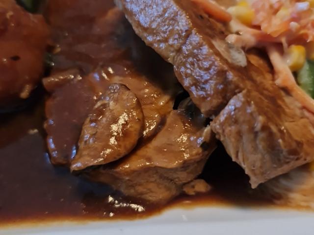 Hochgeladen von: red-sun