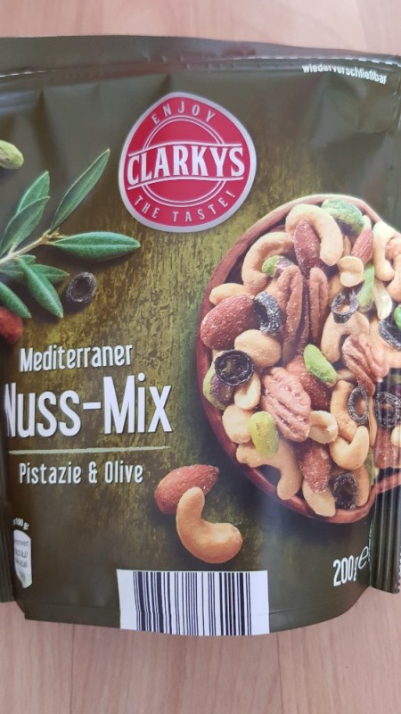 Mediterraner Nuss-Mix  Pistazie & Olive von meralinskaa | Hochgeladen von: meralinskaa