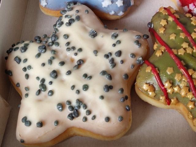 Hochgeladen von: elisavetas Hochgeladen von: elisavetas