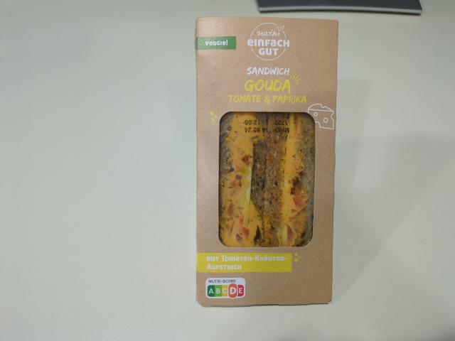 Sandwich, Gouda Tomate & Paprika by info5b6e273636 | Uploaded by: info5b6e273636