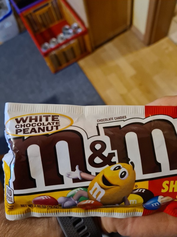 M&M - White Chocolate Peanut (Share Size) von lukasschreiber | Hochgeladen von: lukasschreibersv382