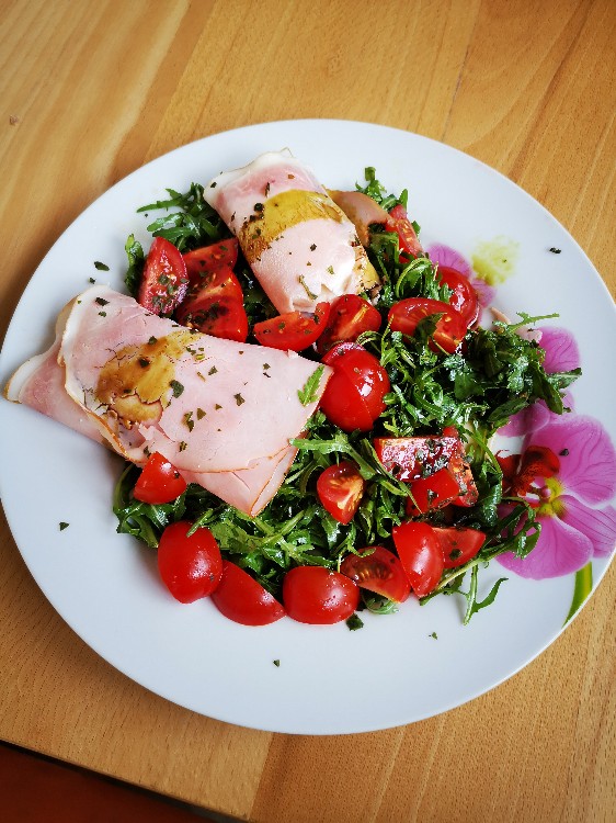 Mozzarella auf Rucola-Tomaten - Salat von Sommersprosse | Hochgeladen von: Sommersprosse